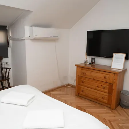 فندق مبيت وإفطار George&dragon بوخارست