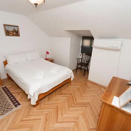 乔治与龙住宿加早餐旅馆 3*