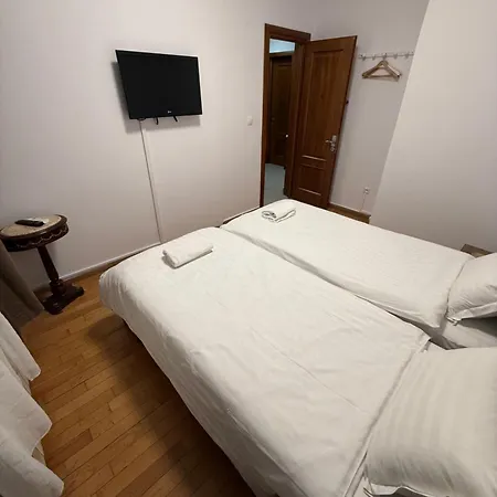 فندق مبيت وإفطار George&dragon بوخارست